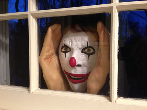 RIFLE, Colo. — As numerous reports of creepy clown incidents have been reported around the country recently, there have now been several sightings in and around the Rifle area, police say.